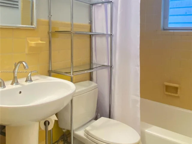 1755 Washington Ave # 2C, Miami Beach FL 33139