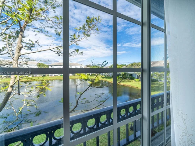 3427 NW 13th St # 3427, Lauderhill FL 33311