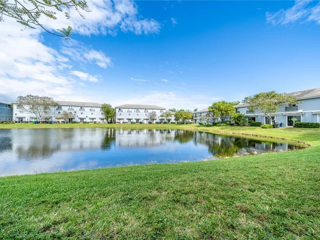 3427 NW 13th St # 3427, Lauderhill FL 33311