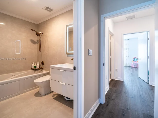 3427 NW 13th St # 3427, Lauderhill FL 33311