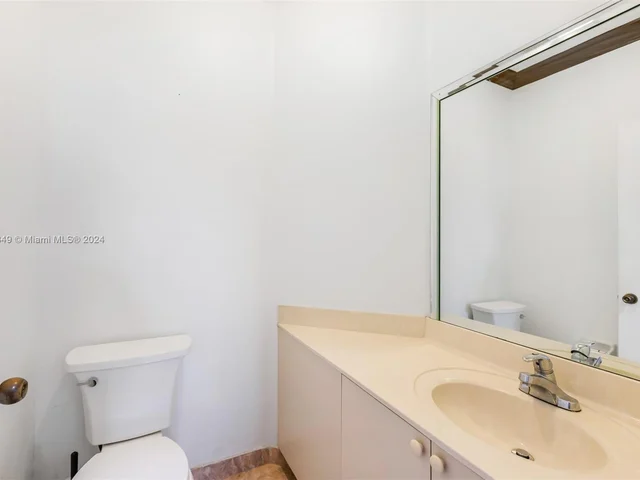 6001 SW 163rd Pl, Miami FL 33193