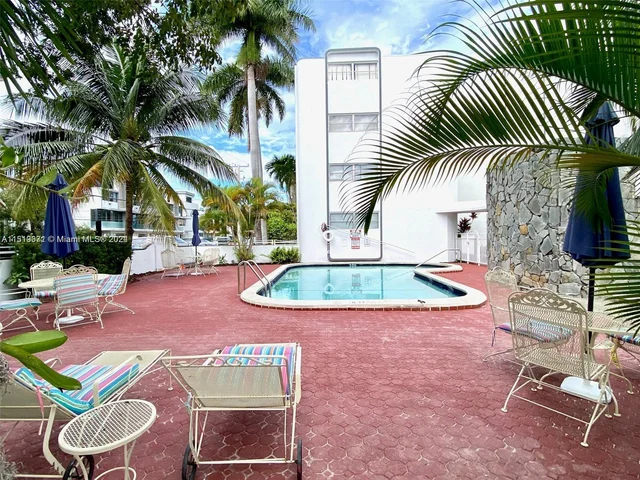 1075 93rd St # 102, Bay Harbor Islands FL 33154