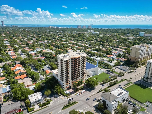 2301 SW 27th Ave # 806, Miami FL 33145