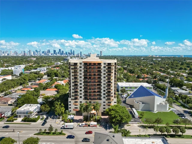 2301 SW 27th Ave # 806, Miami FL 33145