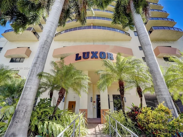 2301 SW 27th Ave # 806, Miami FL 33145