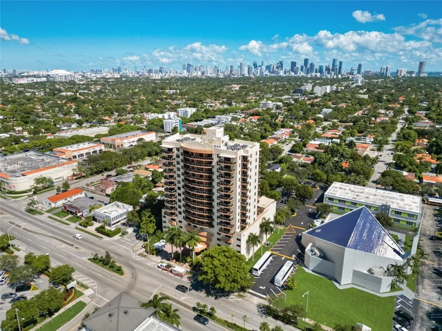 2301 SW 27th Ave # 806, Miami FL 33145