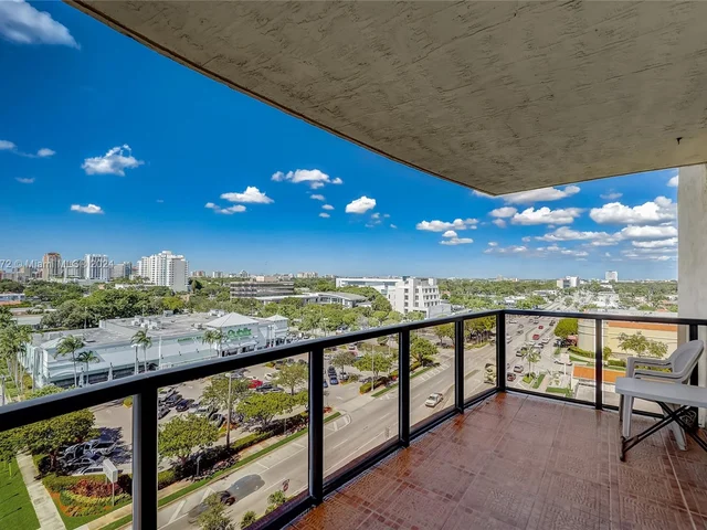 2301 SW 27th Ave # 806, Miami FL 33145