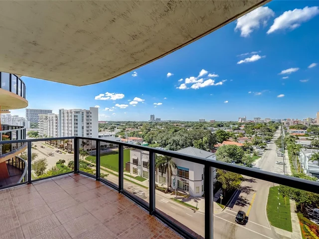 2301 SW 27th Ave # 806, Miami FL 33145