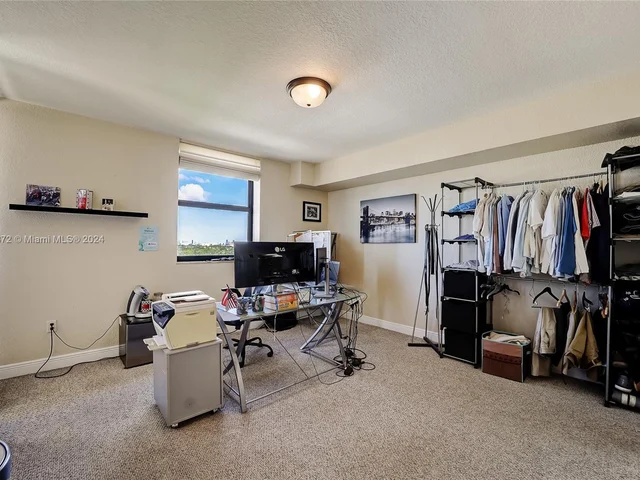 2301 SW 27th Ave # 806, Miami FL 33145