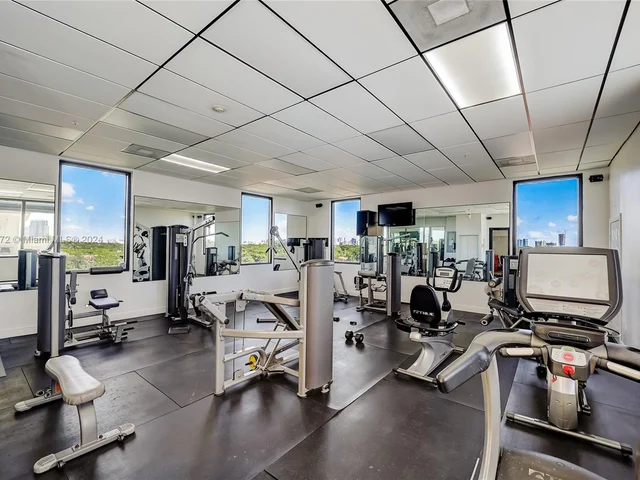 2301 SW 27th Ave # 806, Miami FL 33145