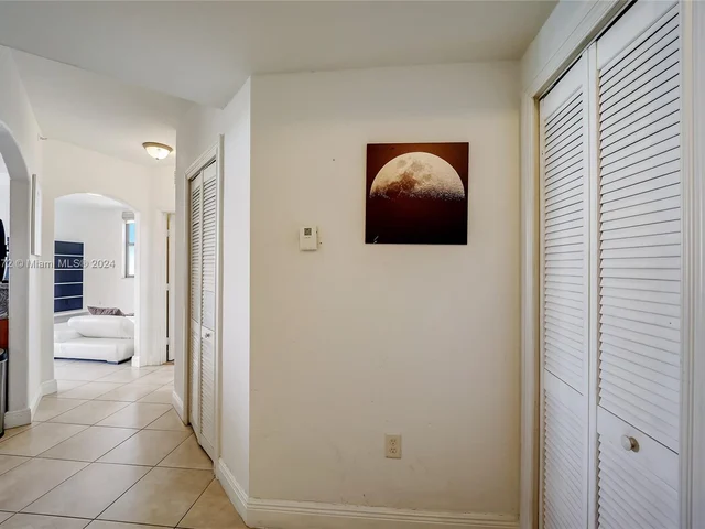 2301 SW 27th Ave # 806, Miami FL 33145