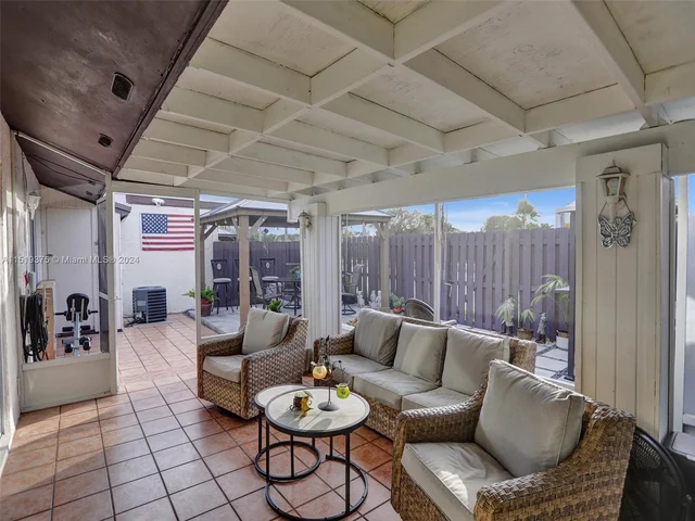 4312 SW 136th Pl, Miami FL 33175