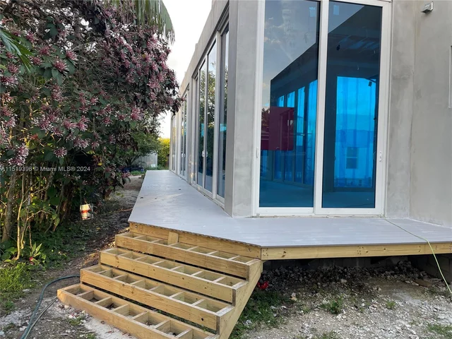 3831 SW 130 ave, Miami FL 33175