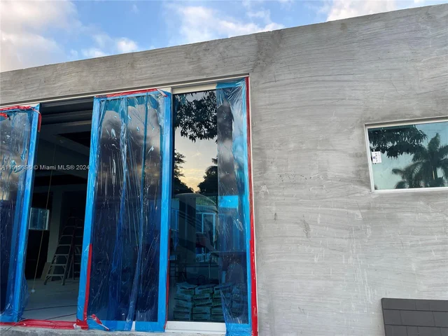 3831 SW 130 ave, Miami FL 33175