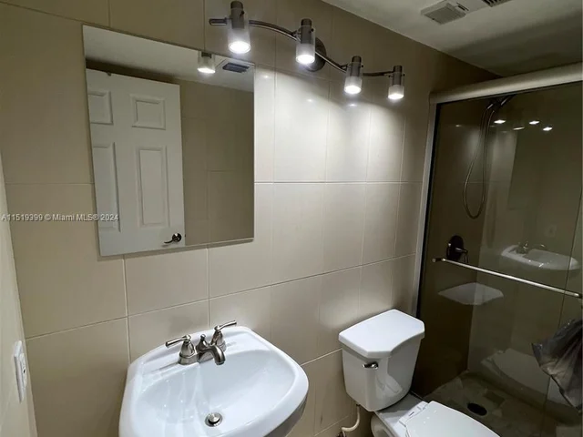 4670 NW 97th Pl # 241, Doral FL 33178