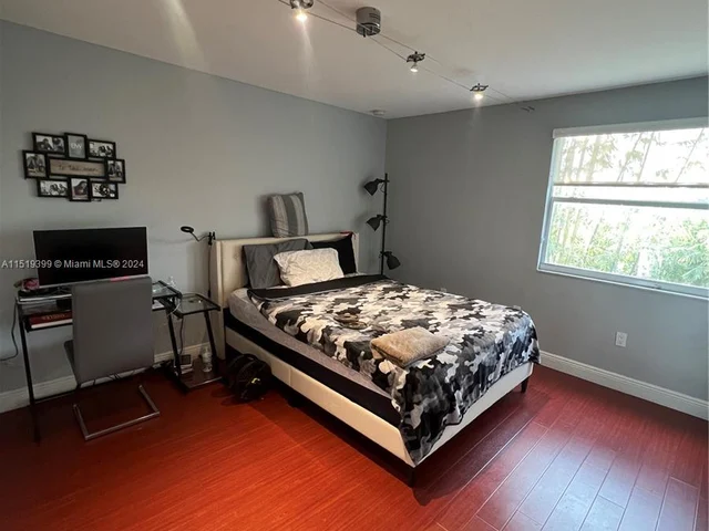 4670 NW 97th Pl # 241, Doral FL 33178