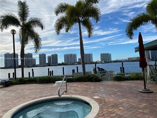 17800 N Bay Rd # 405, Sunny Isles Beach FL 33160