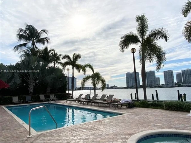 17800 N Bay Rd # 405, Sunny Isles Beach FL 33160