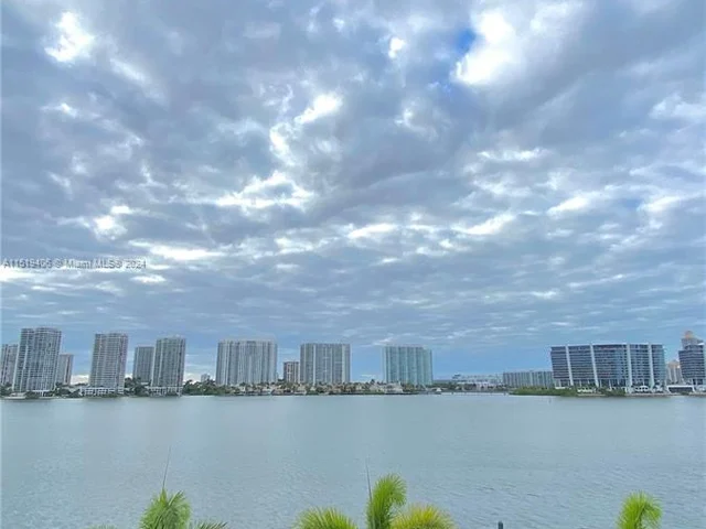 17800 N Bay Rd # 405, Sunny Isles Beach FL 33160