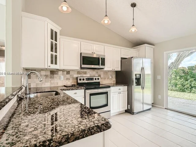 8171 Scenic Turn, Boca Raton FL 33433