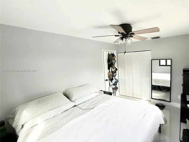 14420 SW 297th St, Homestead FL 33033