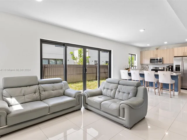 1171 NW 2nd Ter, Florida City FL 33034