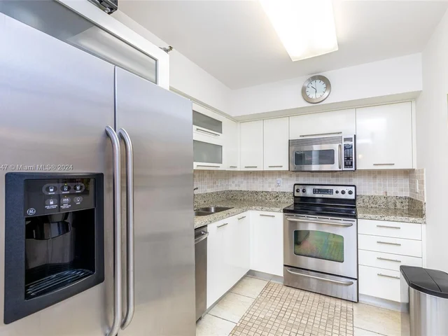 3300 NE 191st St # 1608, Aventura FL 33180