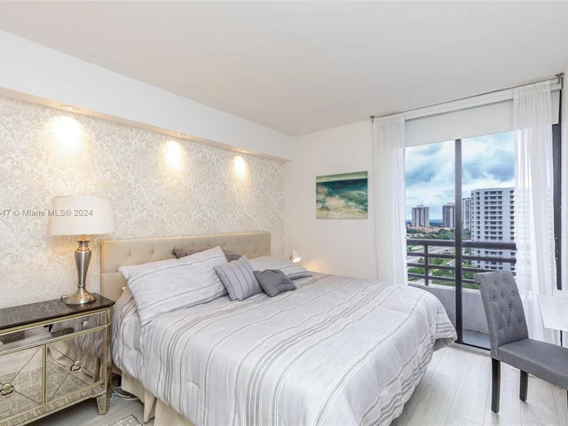 3300 NE 191st St # 1608, Aventura FL 33180