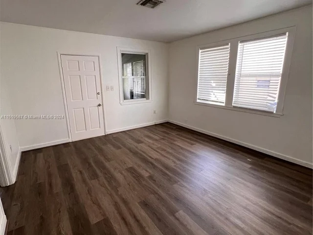 2685 NE 211th Ter # 2685, Miami FL 33180