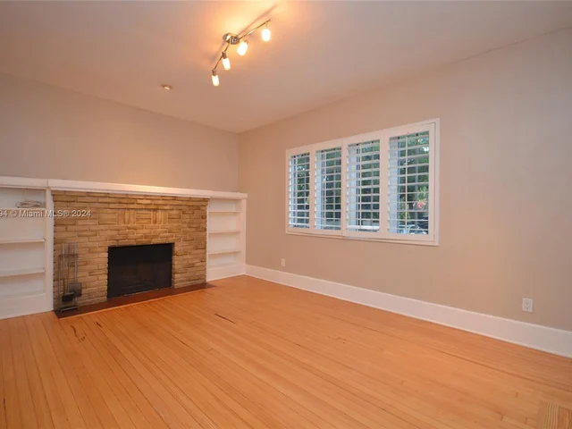 928 Obispo Ave, Coral Gables FL 33134