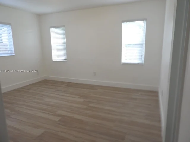 12470 SW 106th St, Miami FL 33186