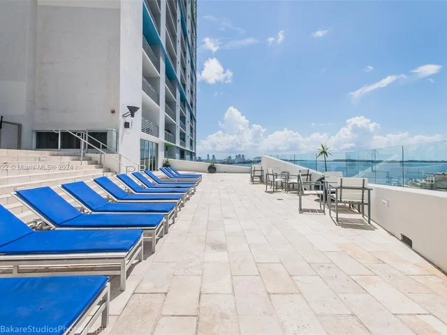 325 S Biscayne Blvd # 1220, Miami FL 33131