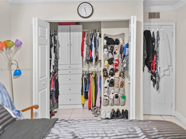 19310 NW 48th Ct, Miami Gardens FL 33055