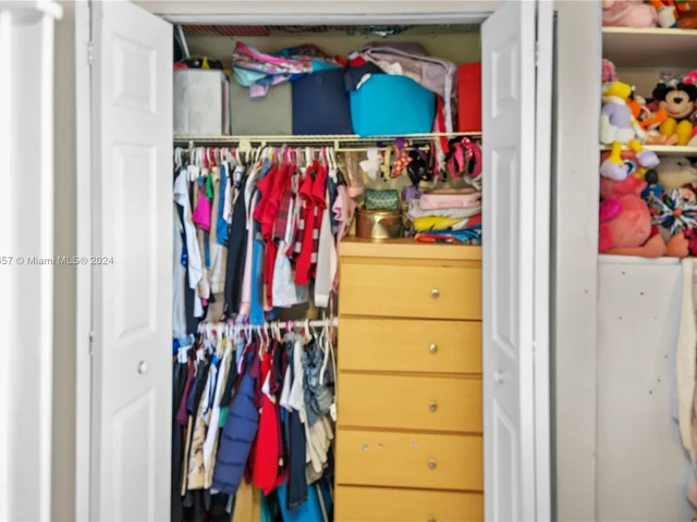 19310 NW 48th Ct, Miami Gardens FL 33055