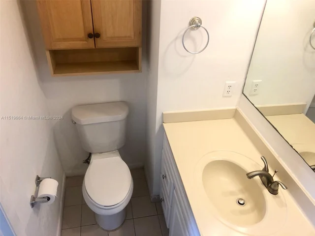 15701 W Waterside Cir # 202, Sunrise FL 33326