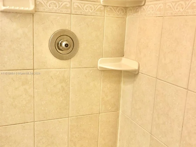 15701 W Waterside Cir # 202, Sunrise FL 33326