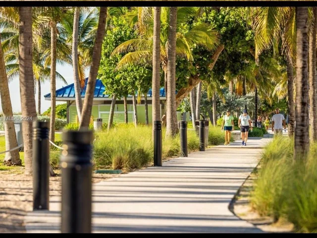 2795 SE 1st Ct # 10, Pompano Beach FL 33062