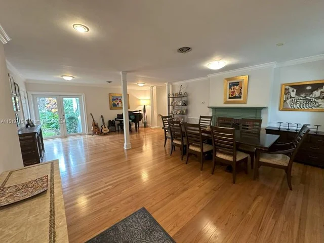 1212 Manati Ave, Coral Gables FL 33146