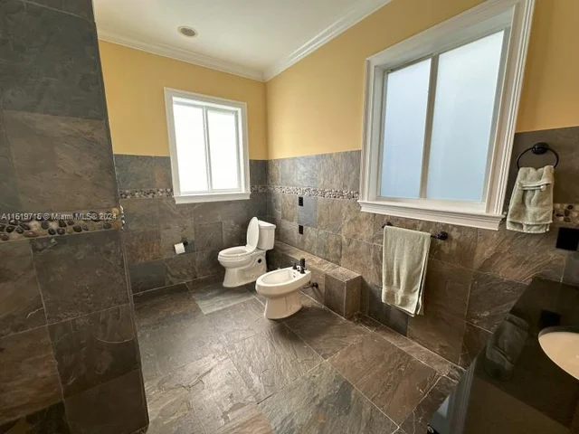 1212 Manati Ave, Coral Gables FL 33146