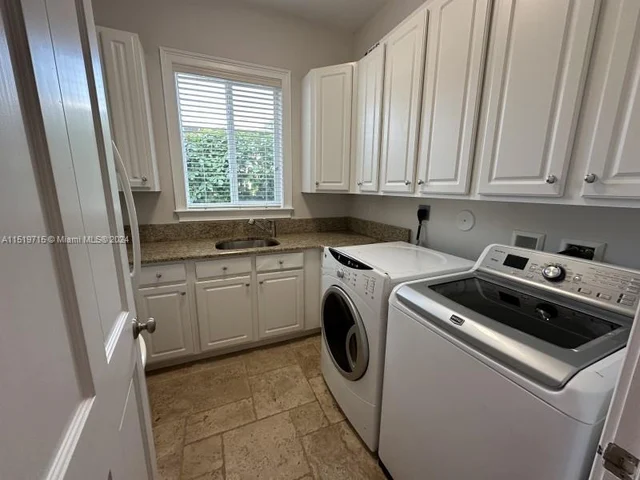 1212 Manati Ave, Coral Gables FL 33146