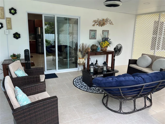 12571 SW 268th St, Homestead FL 33032