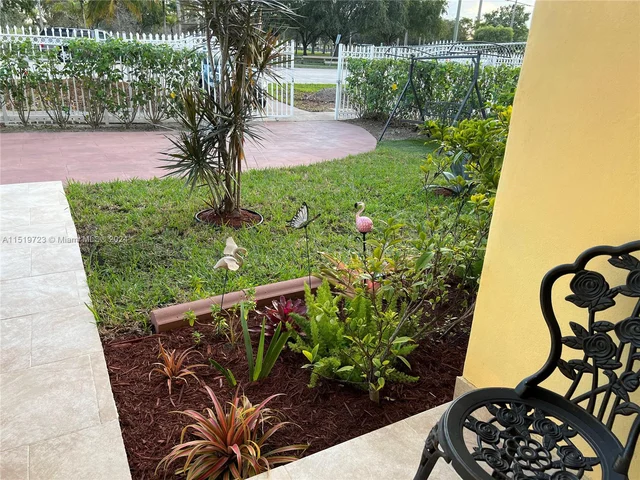 12571 SW 268th St, Homestead FL 33032