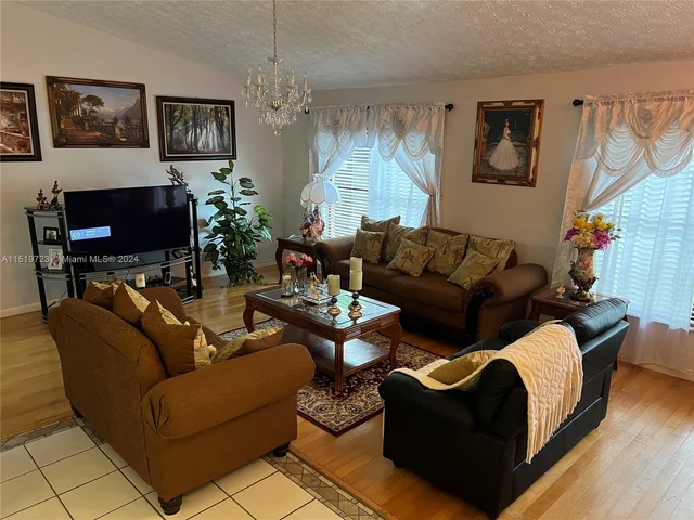 12571 SW 268th St, Homestead FL 33032