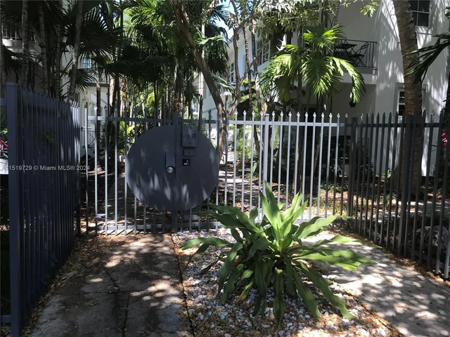 736 Lenox AV # B5, Miami Beach FL 33139