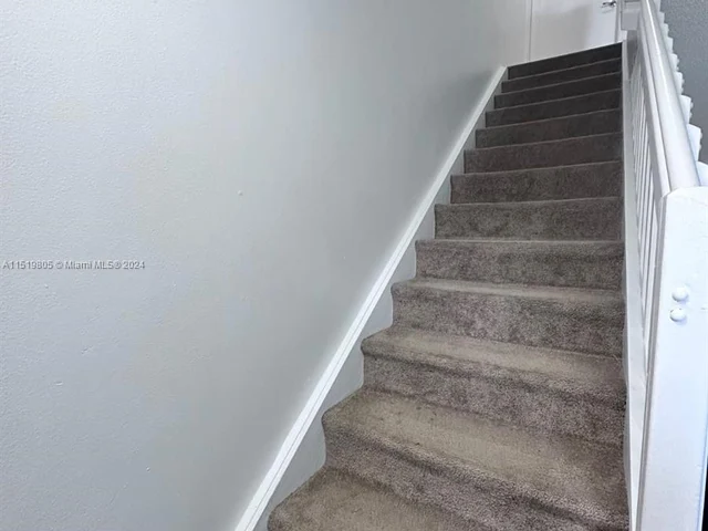 2078 Madeira Dr, Weston FL 33327