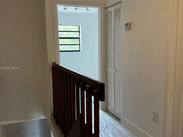 2790 W 60th St # 9, Hialeah FL 33016