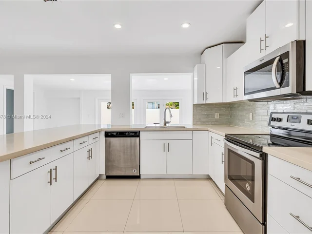 3958 SW 62nd Ave, Miami FL 33155