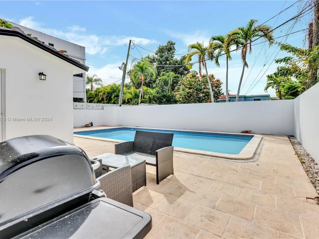 3958 SW 62nd Ave, Miami FL 33155