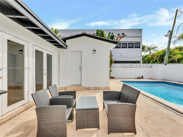 3958 SW 62nd Ave, Miami FL 33155