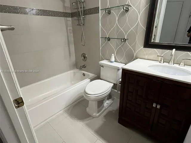 793 Tanglewood Cir, Weston FL 33327